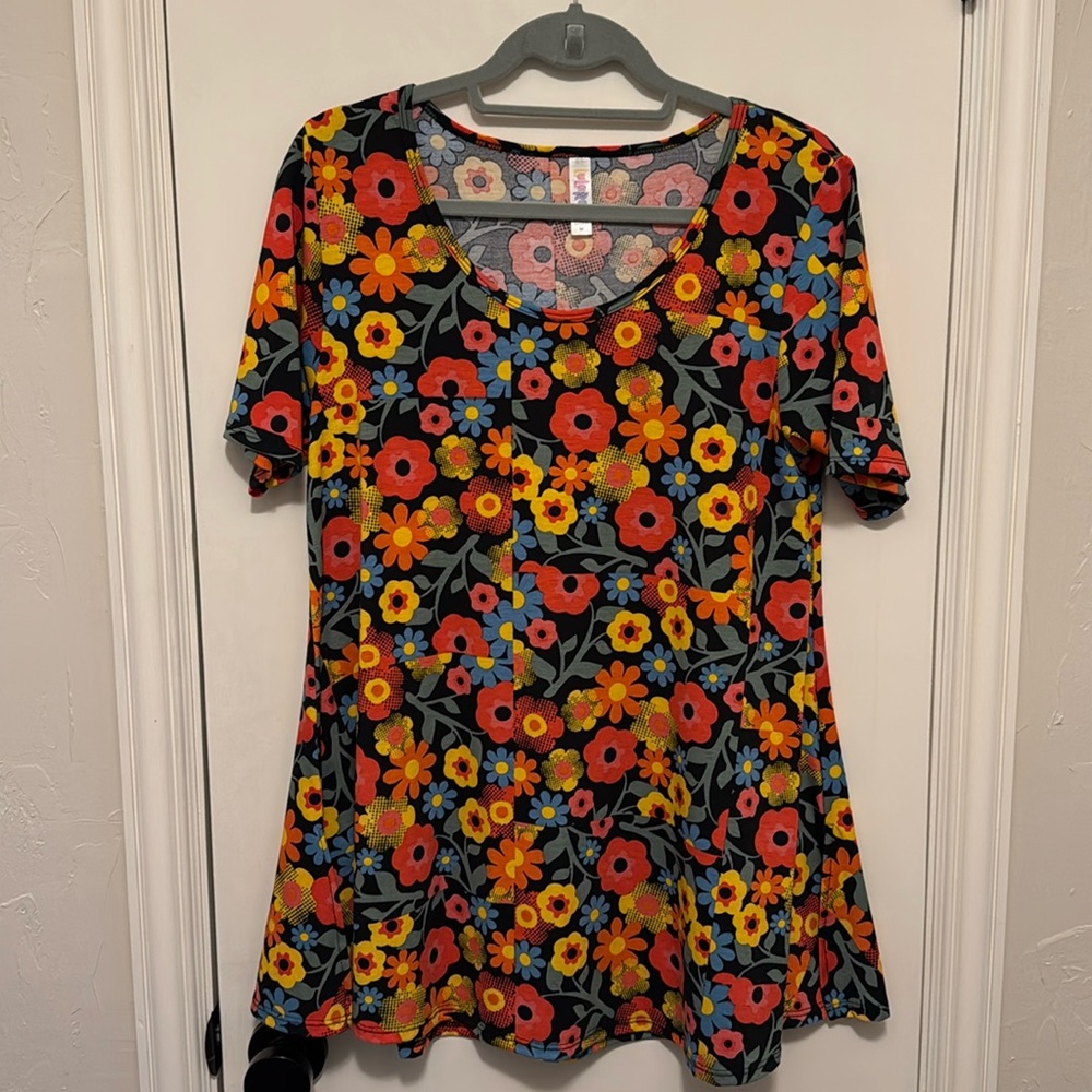 LuLaRoe Floral Melissa Tunic Top